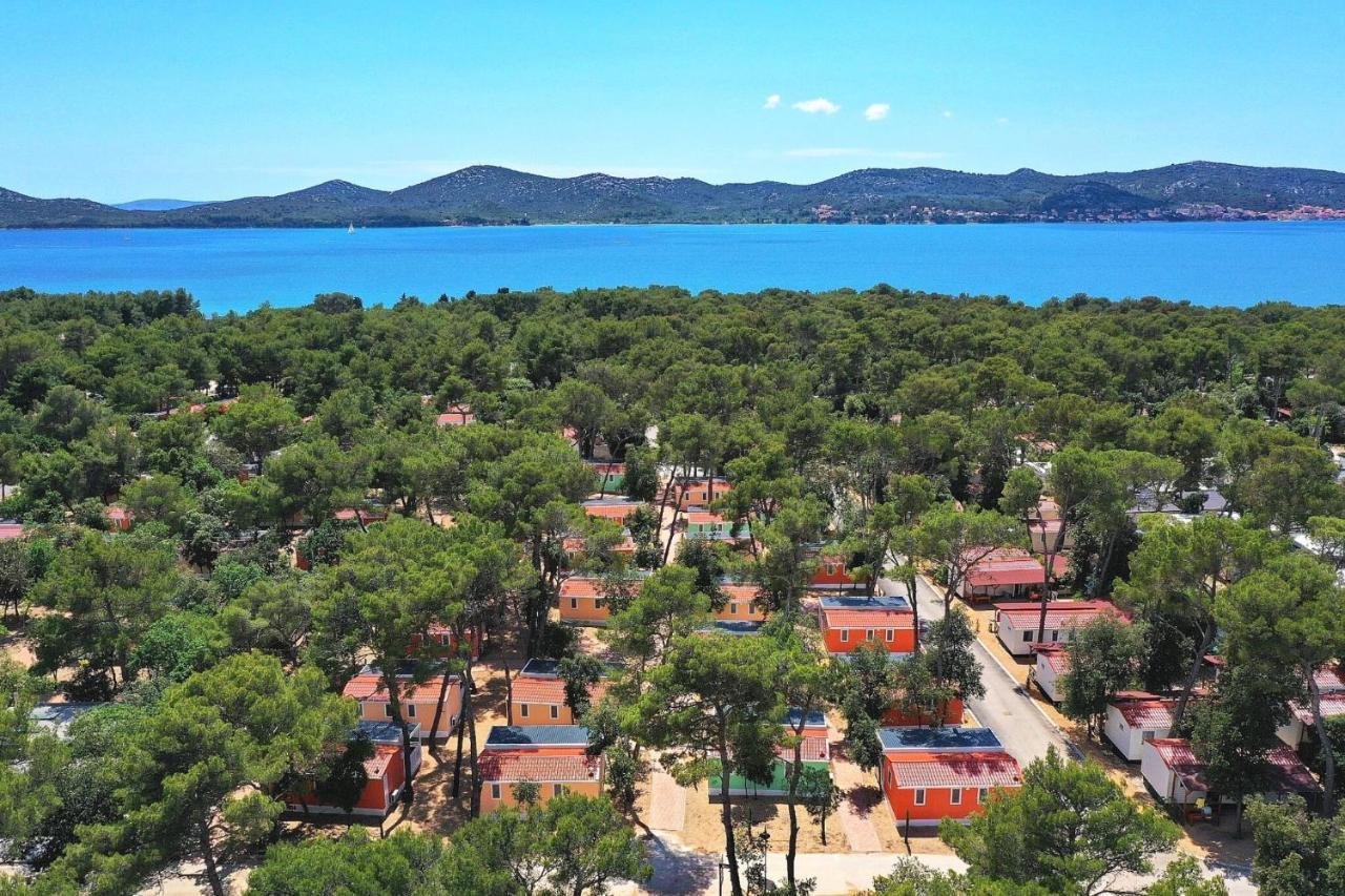 Mobile Home Saky, Биоград-на-Мору Экстерьер фото