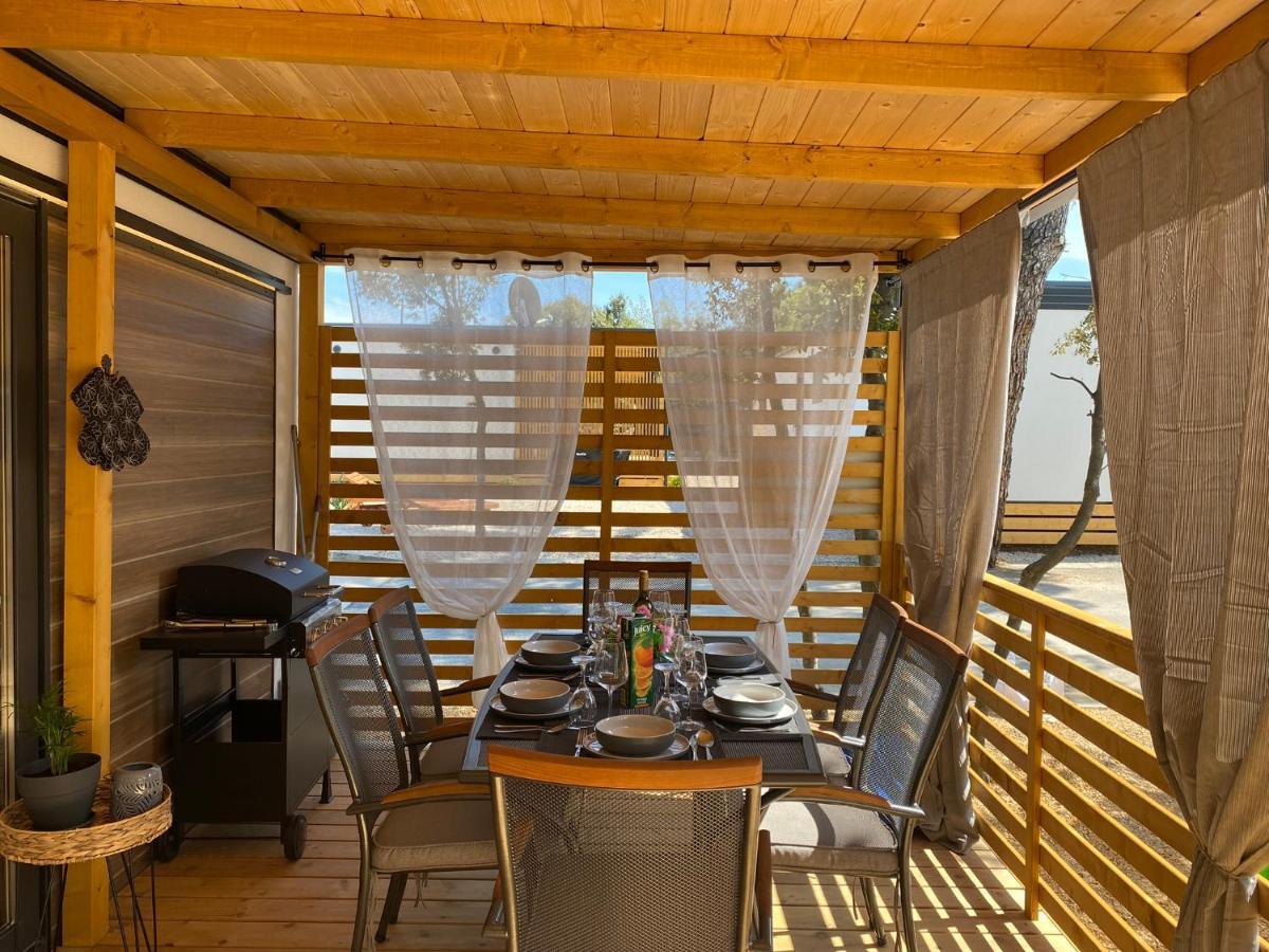Mobile Home Saky, Биоград-на-Мору Экстерьер фото