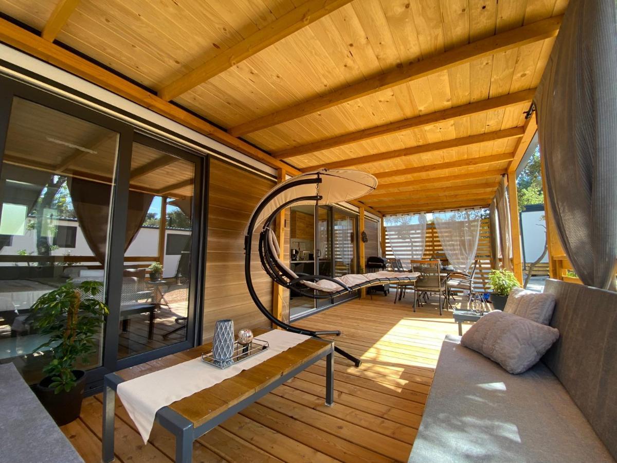 Mobile Home Saky, Биоград-на-Мору Экстерьер фото